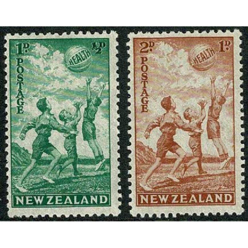 1940 Health Stamps "Beach Ball". SG 626-627